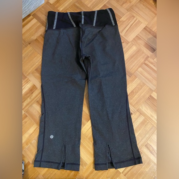 Lululemon cropped pants - Picture 3 of 3